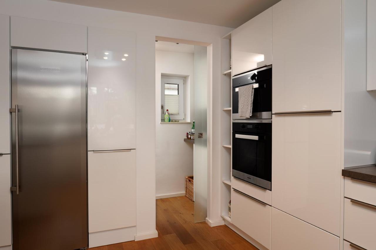 Design Apartment In Eppelheim Buitenkant foto